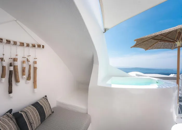 Cilon Santorini Hotel