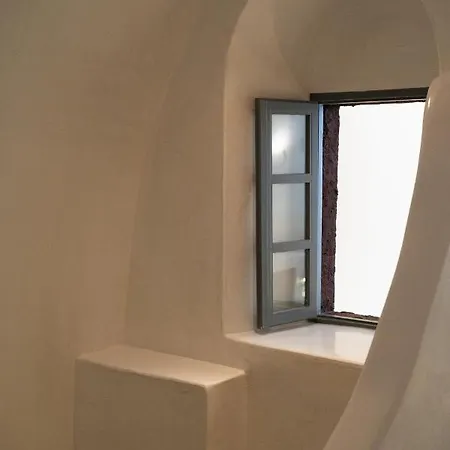 Cilon Santorini 4*