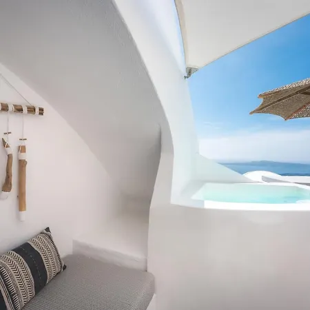 Cilon Santorini Hotel