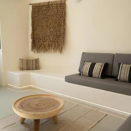 Cilon Santorini Hotel